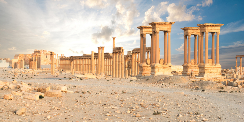 Illustration for article titled Radicales de ISIS dinamitan en Palmira un templo a Baal de hace 2.000 años